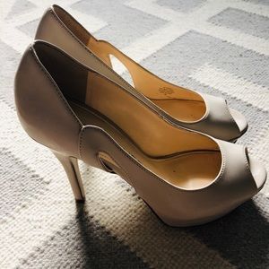 ECU Marc Fisher Tumble 3 Nude Pumps Size 6